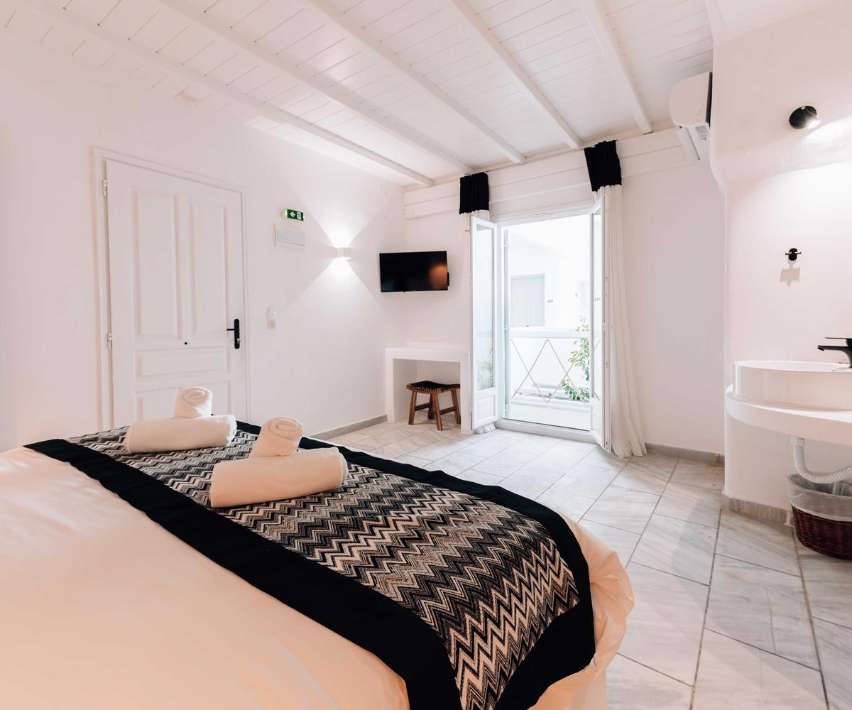 Mr & Mrs White Mykonos Ξενοδοχείο Πλατύς Γιαλός